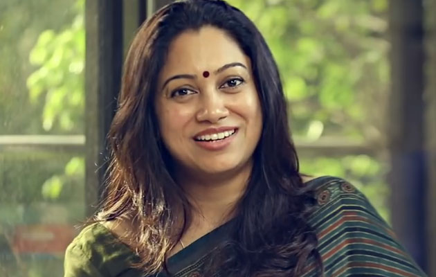 'സില്‍ക് സ്മിതയുടെ ബയോപിക്കാണ്, അല്‍പ്പം ഗ്ലാമറസായി ചെയ്യേണ്ടി വരും'; അഞ്ജലി മേനോന്റെ പേരില്‍ യുവനടികളെ കബളിപ്പിച്ച യുവാവ് അറസ്റ്റില്‍ 